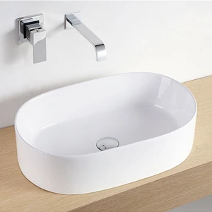 כיור מונח אובלי בלבן